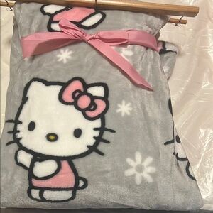 Hello Kitty Gray Fleece Blanket
